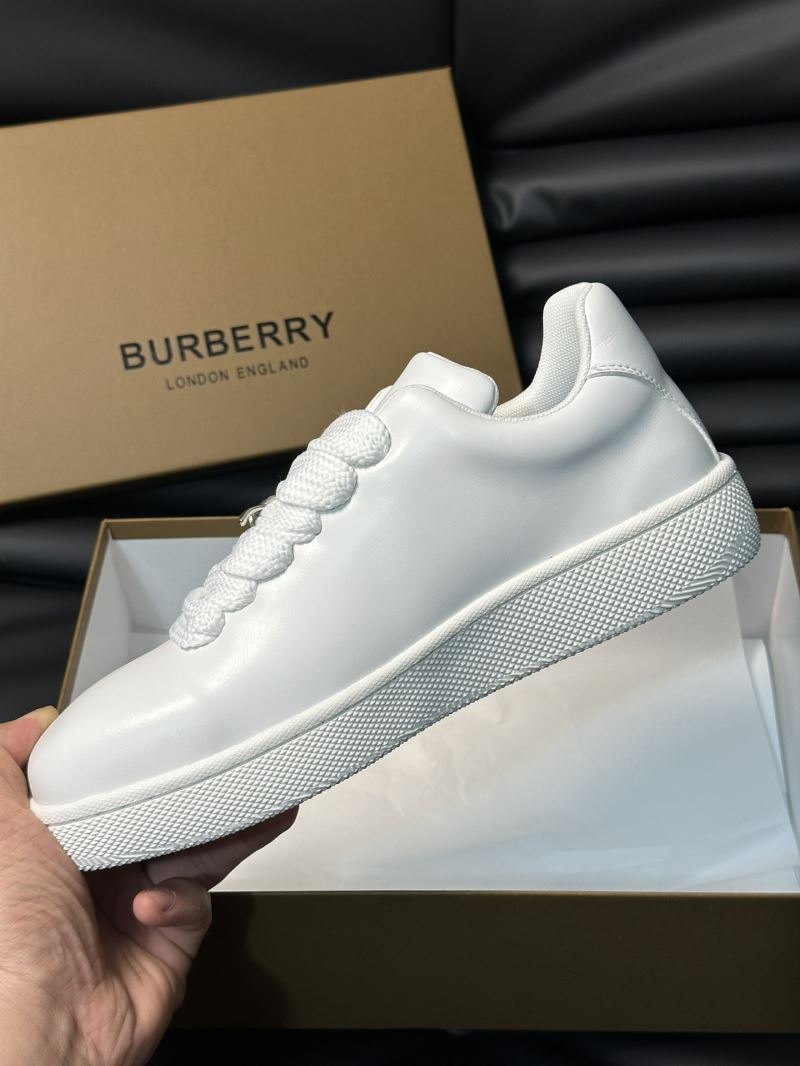 Burberry Low Shoes